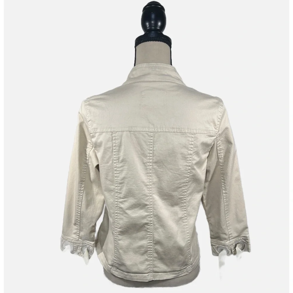 AMX Military Style Beige Ecru Cropped Jacket Grommets Womens size Small Petite